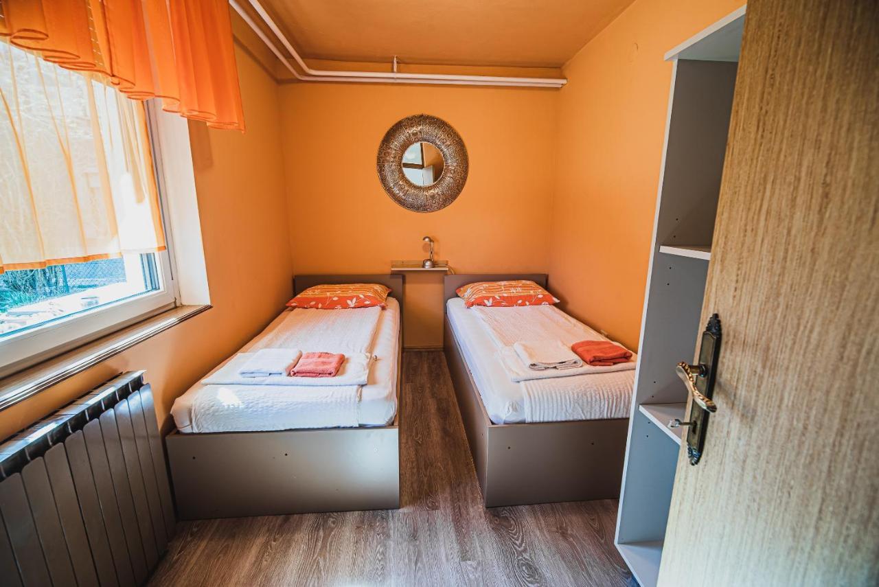 Apartma Rombon Brdo With Free Onsite Parking Бовец Экстерьер фото